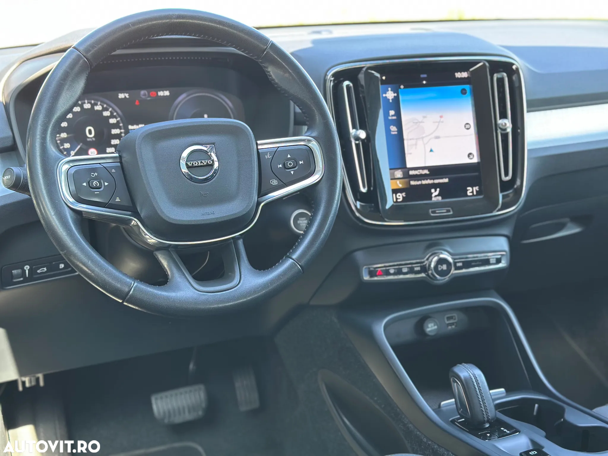 Volvo XC 40 T4 Recharge DKG Essential - 13