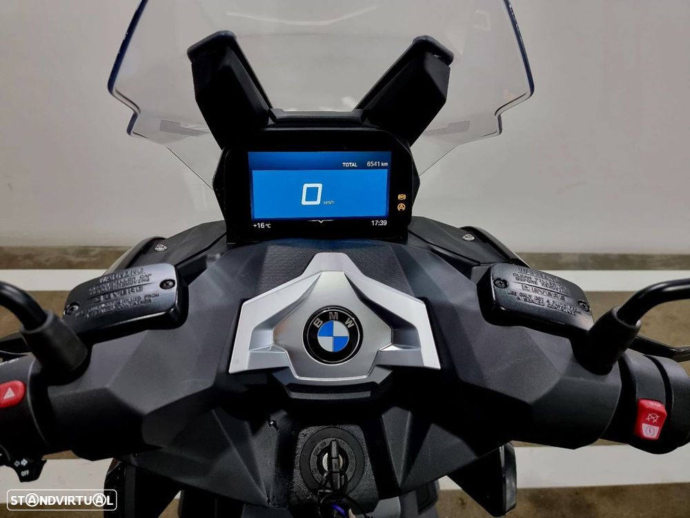 BMW C 400 X 400 X Triple Black - 10