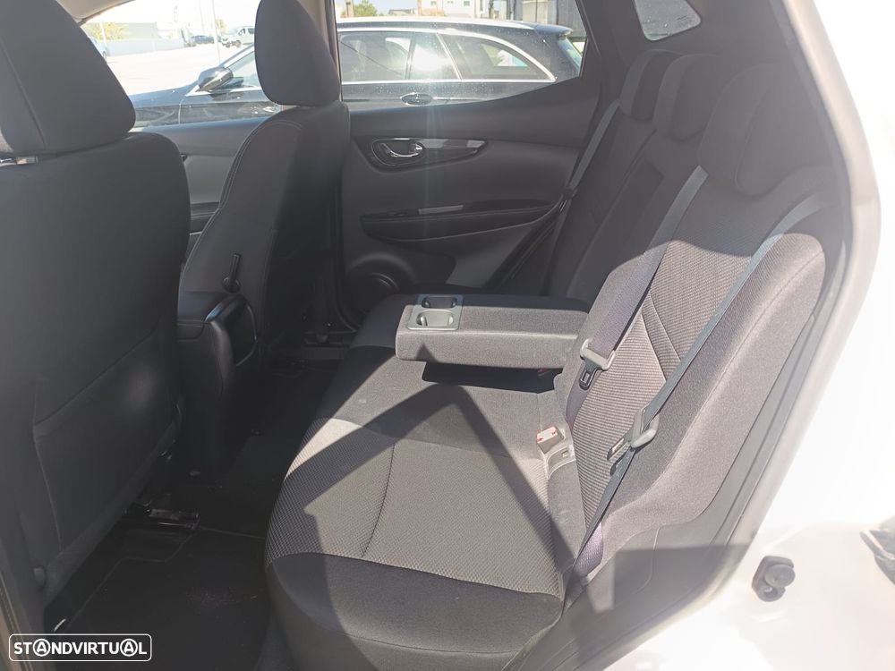 Nissan Qashqai 1.5 dCi N-Connecta 18 PS - 5