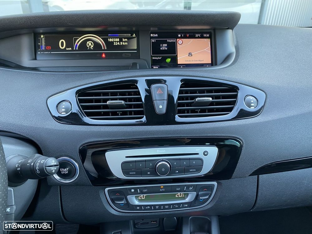 Renault Scénic 1.5 dCi Bose Edtion SS - 12