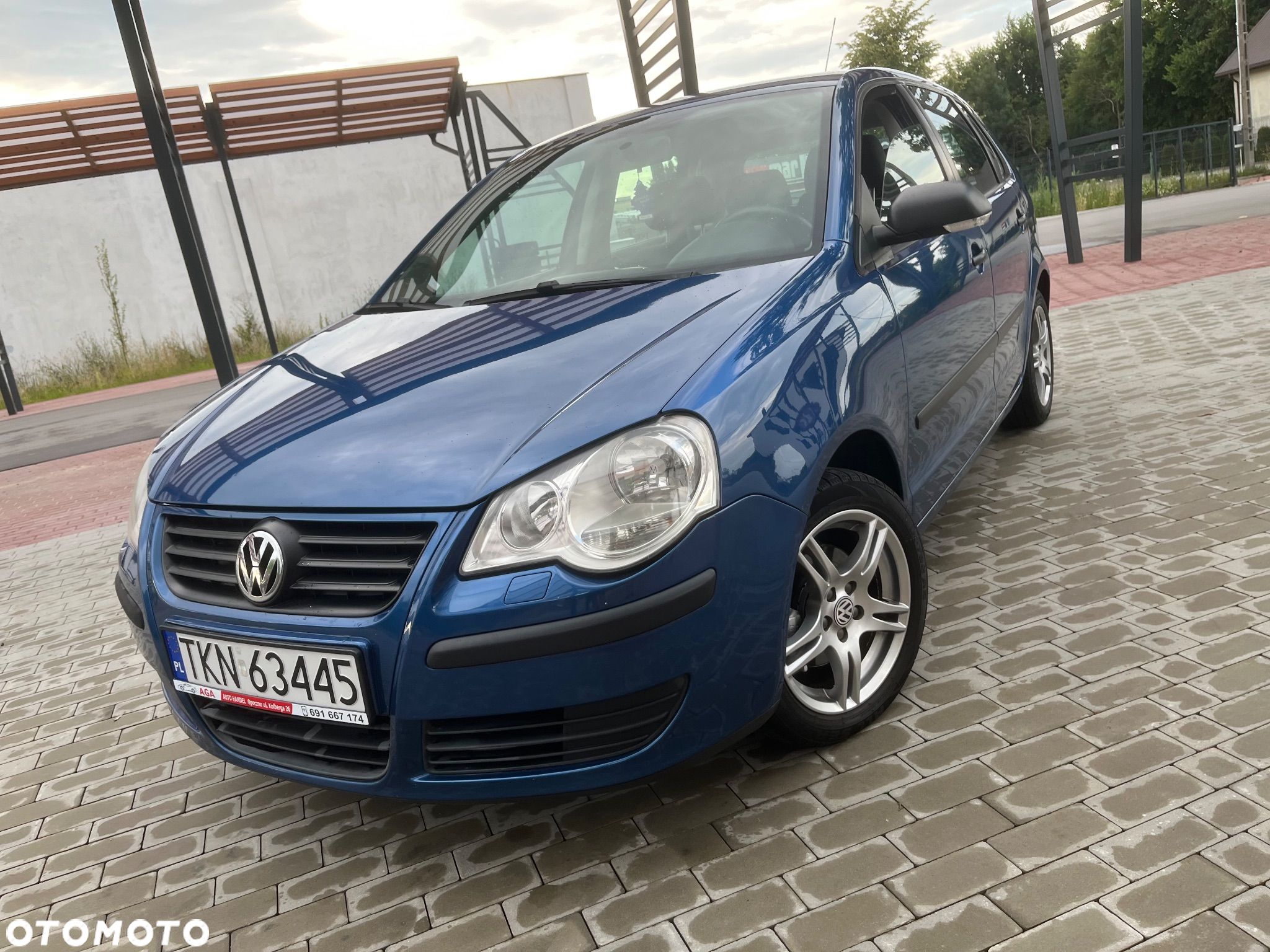 Volkswagen Polo 1.2 Team - 1