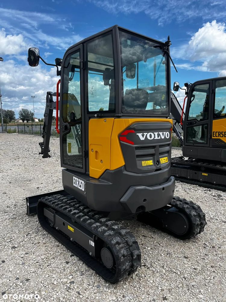 Volvo ECR25D rok prod. 2026, Nowa Koparka Dealer PL - 6