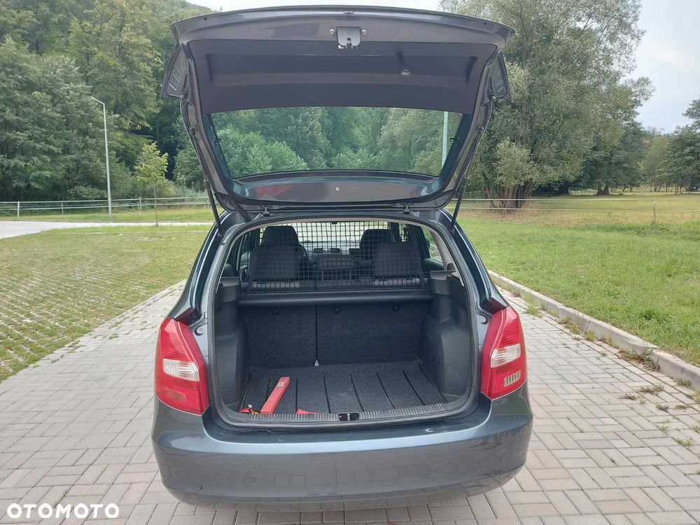Skoda Fabia - 4