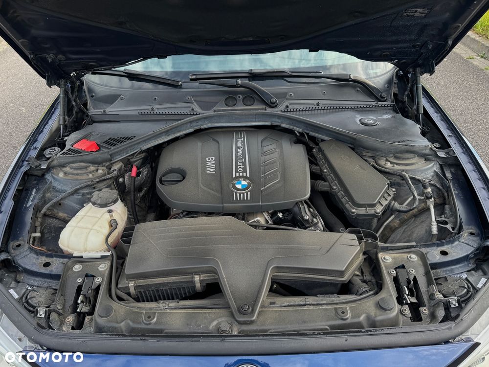 BMW Seria 1 - 25