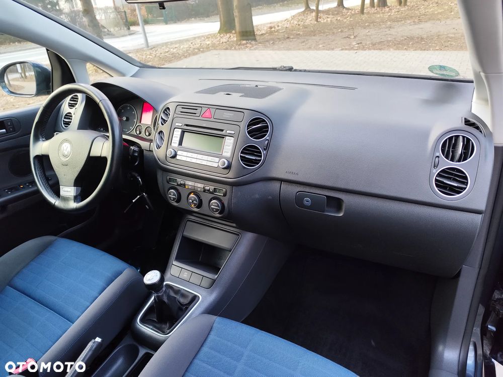 Volkswagen Golf Plus 1.9 TDI Tour - 28