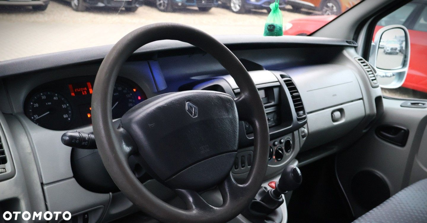 Renault Trafic - 11