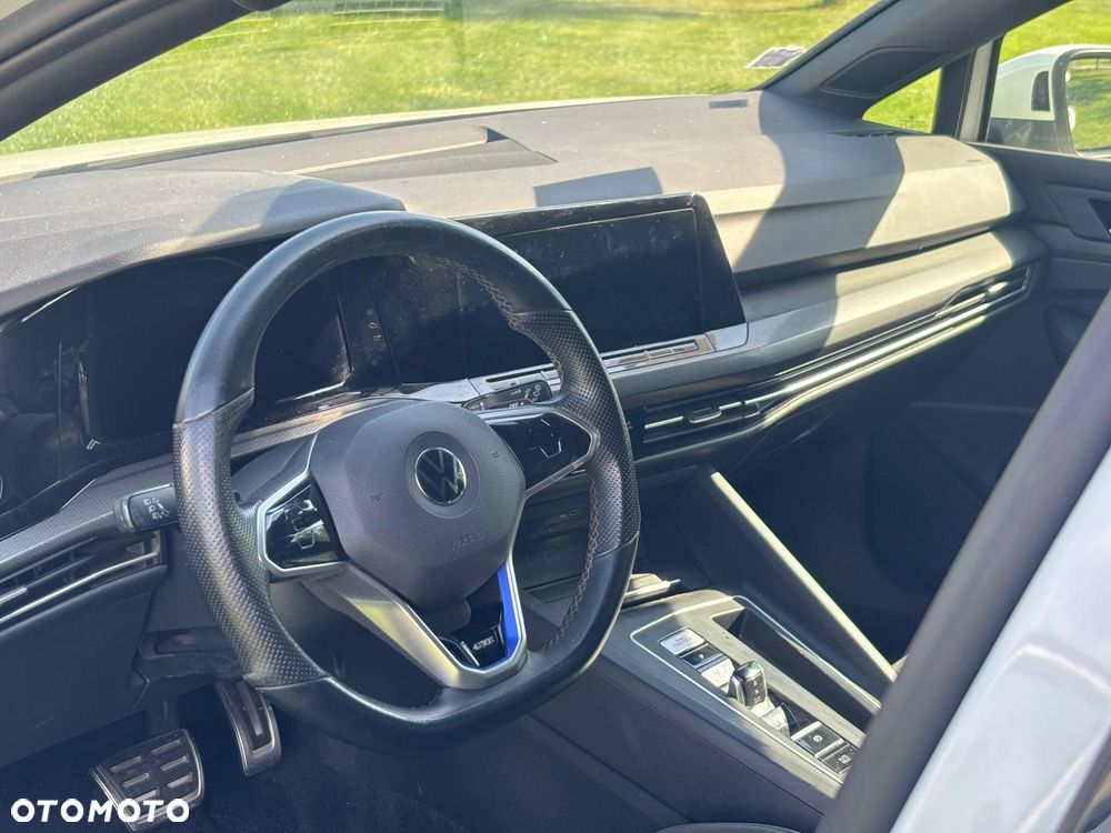 Volkswagen Golf - 15