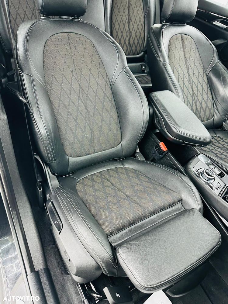 BMW X1 sDrive18d Aut. xLine - 24