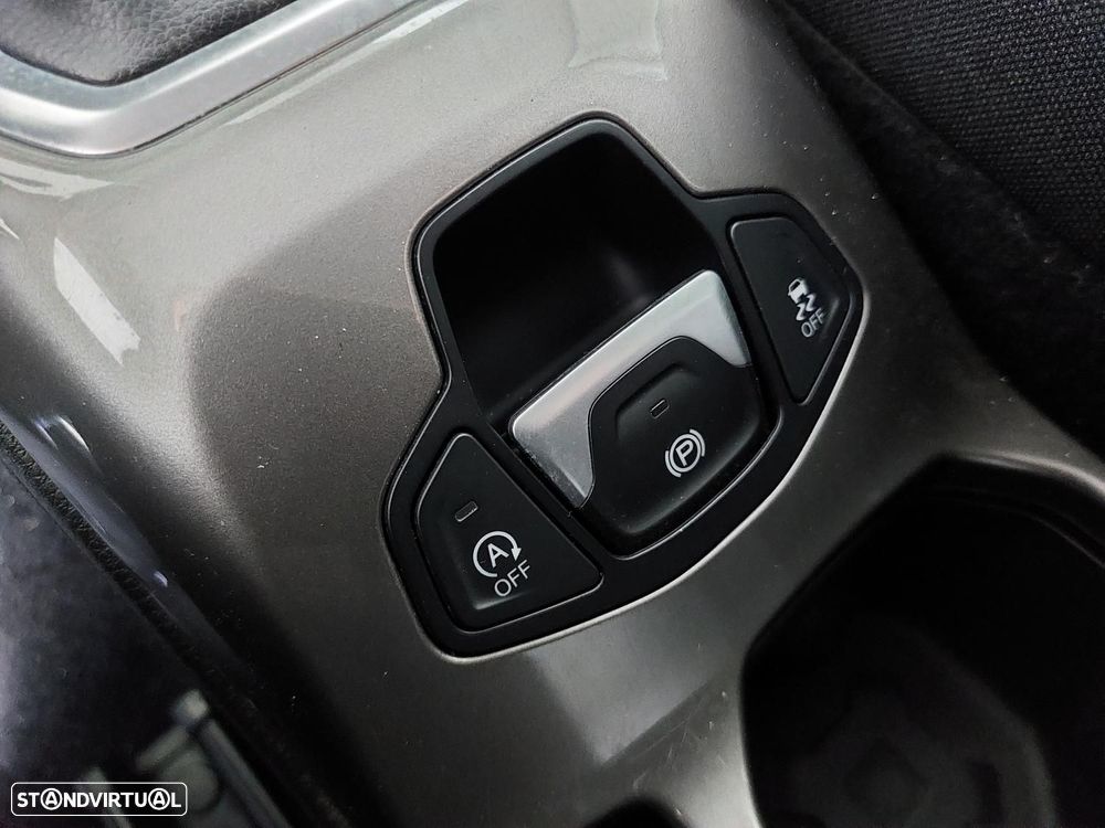 Jeep Renegade 1.4 MultiAir Active Drive Auto Limited - 38