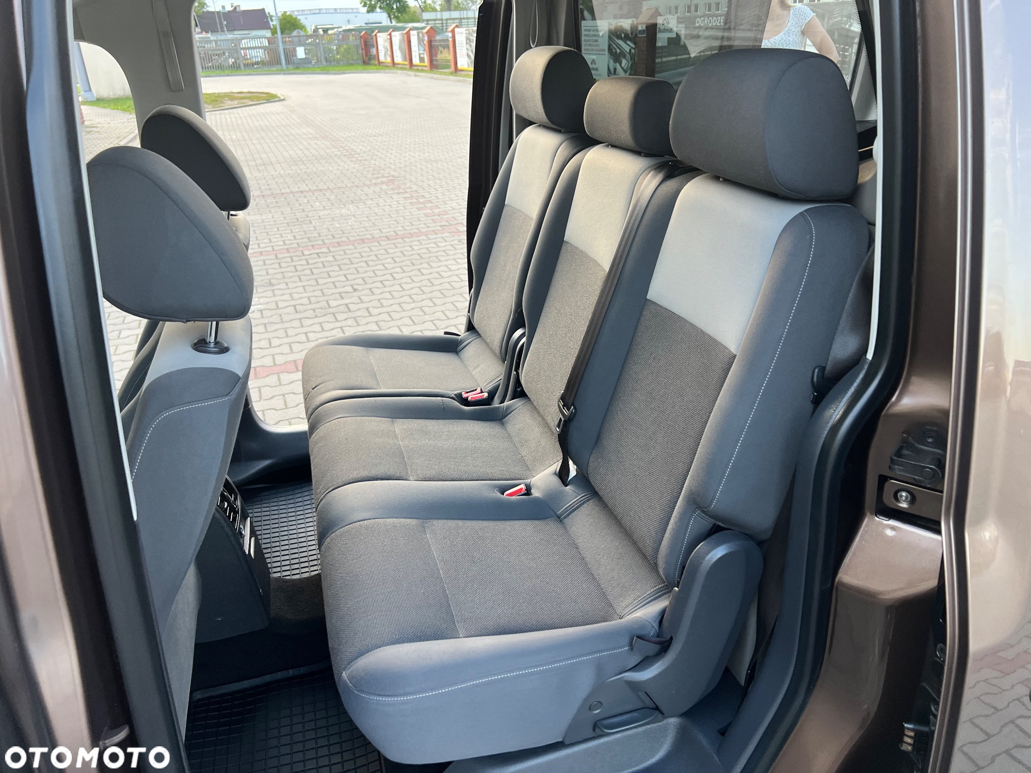 Volkswagen Caddy Maxi 2.0 TDI Comfortline - 29