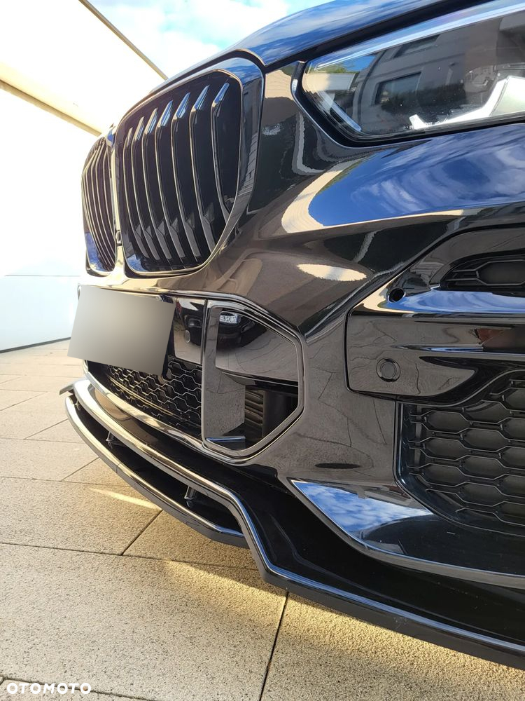 BMW X5 M M50i - 21