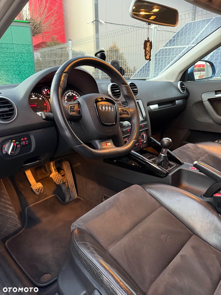 Audi A3 Sportback 2.0 TDI Ambition - 14