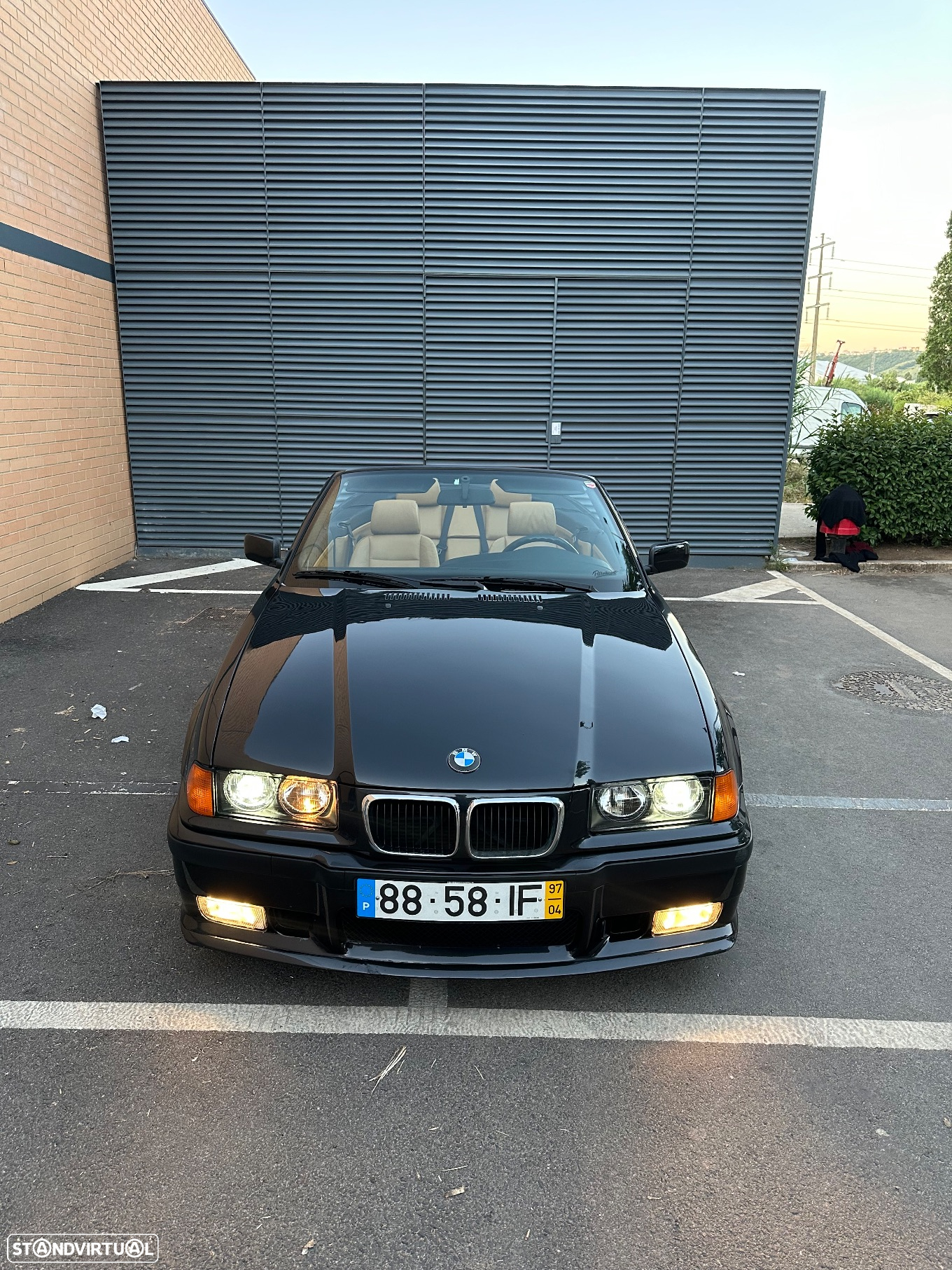 BMW 318 i Cabriolet - 8