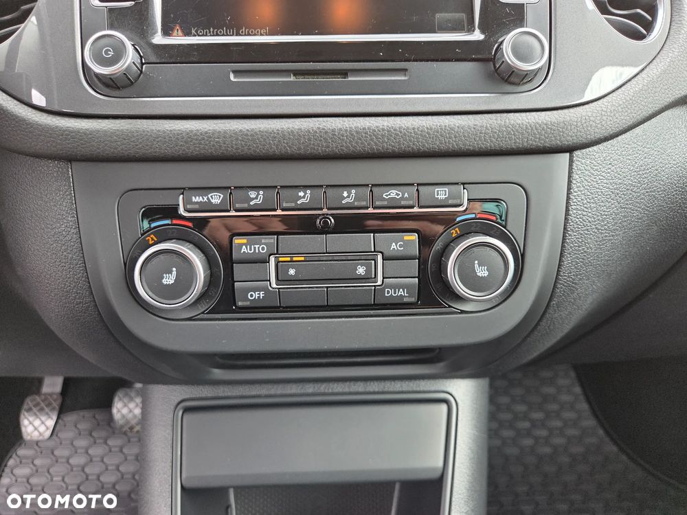 Volkswagen Tiguan 1.4 TSI BlueMotion Technology Exclusive - 16