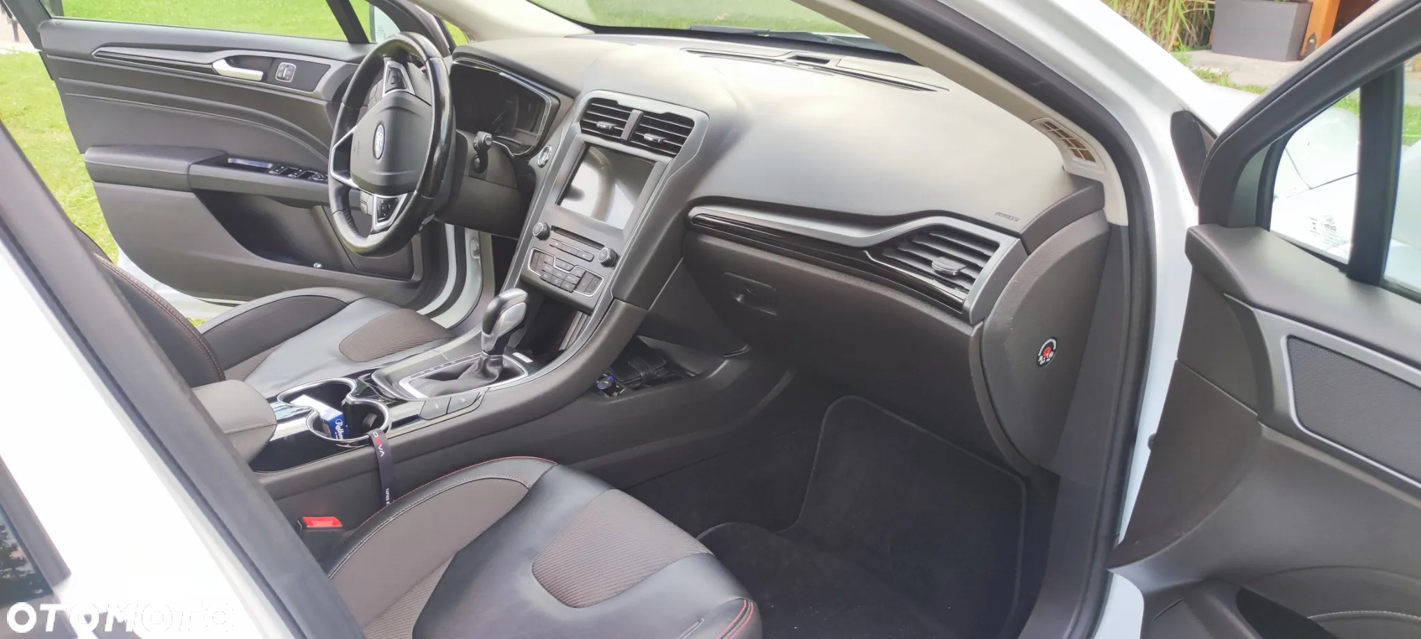 Ford Mondeo Turnier 2.0 TDCi Bi-Turbo PowerShift-Aut ST-Line - 19
