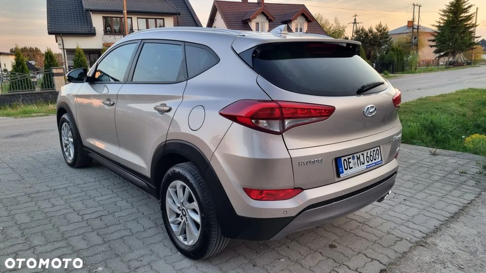 Hyundai Tucson 2.0 CRDi 4WD Automatik Passion Plus - 4