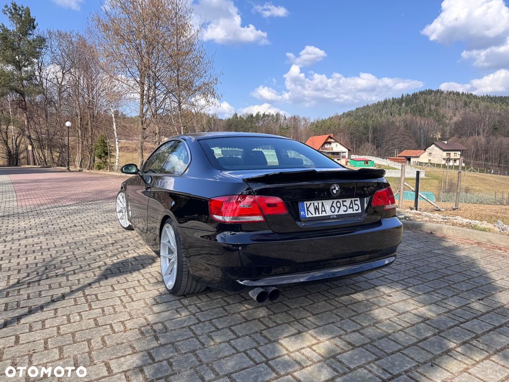BMW Seria 3 325i - 7