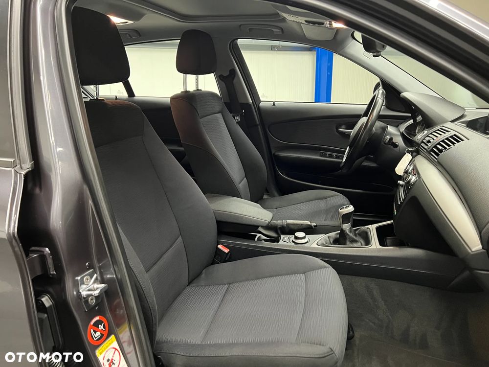 BMW Seria 1 118d DPF Edition Lifestyle - 37