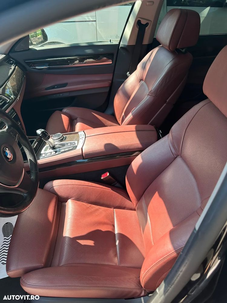 BMW Seria 7 740d xDrive - 11