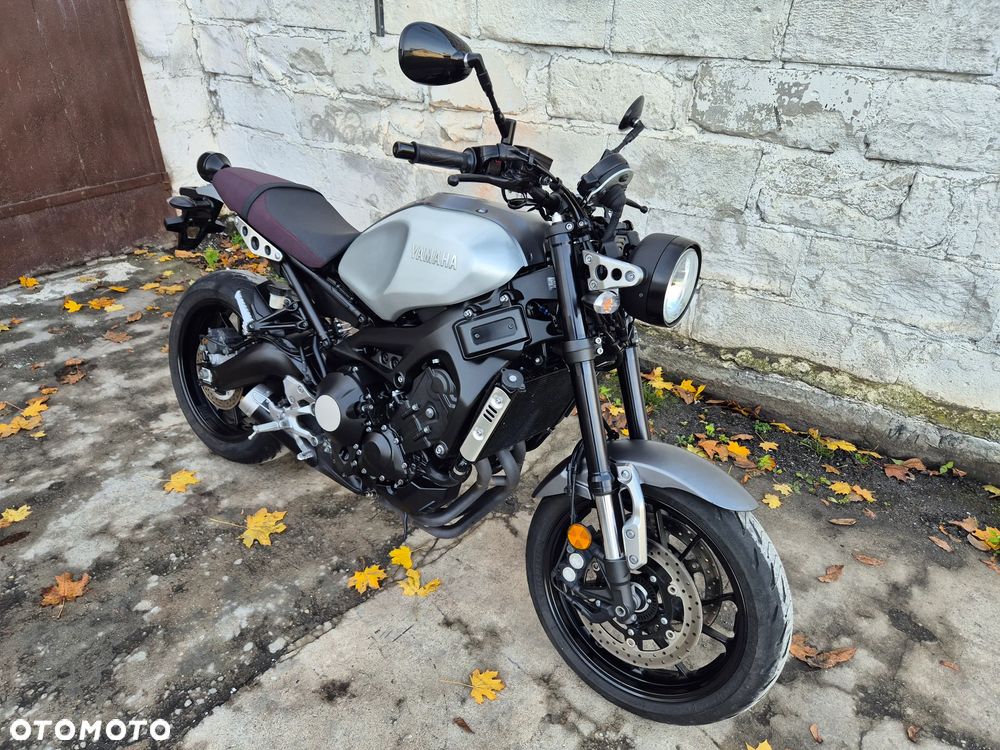 Yamaha XSR - 2