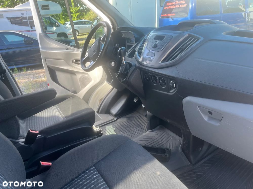 Ford Transit - 15