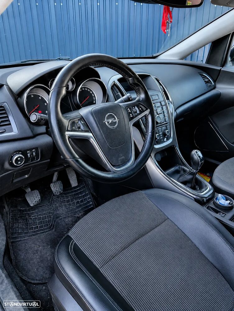 Opel Astra 1.7 CDTI Cosmo - 8