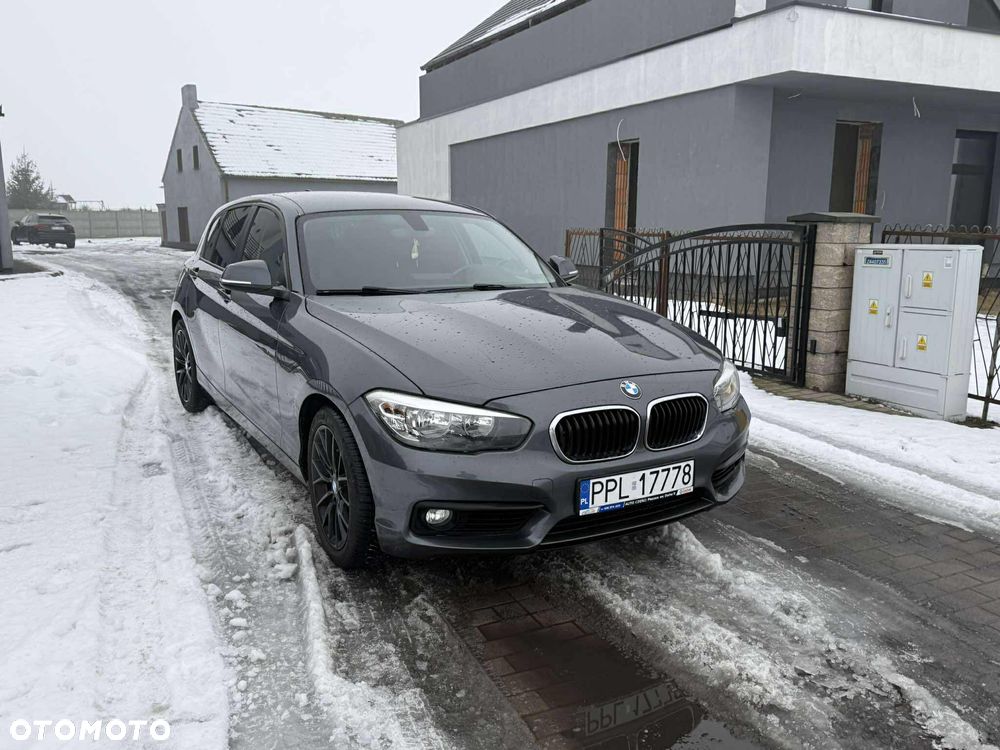 BMW Seria 1 120i - 10