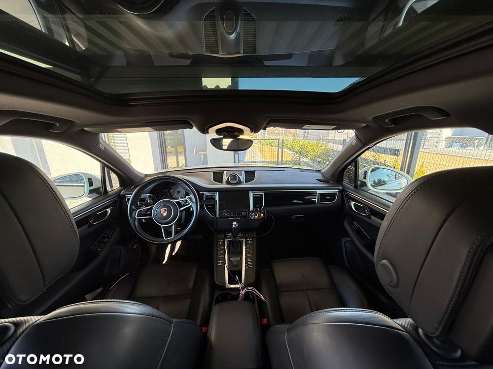 Porsche Macan S - 6