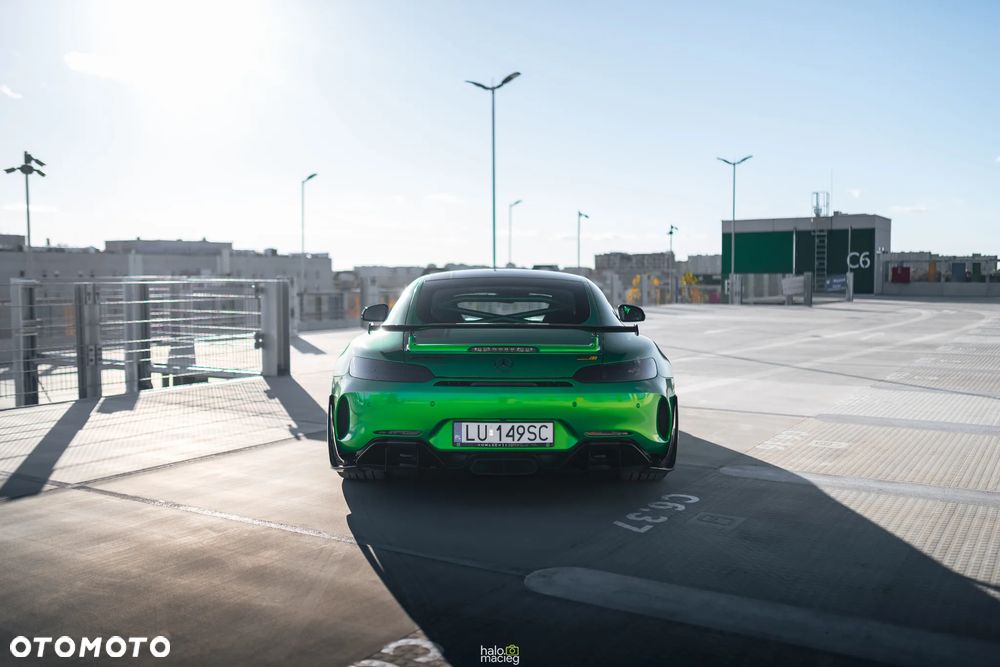 Mercedes-Benz AMG GT R - 5