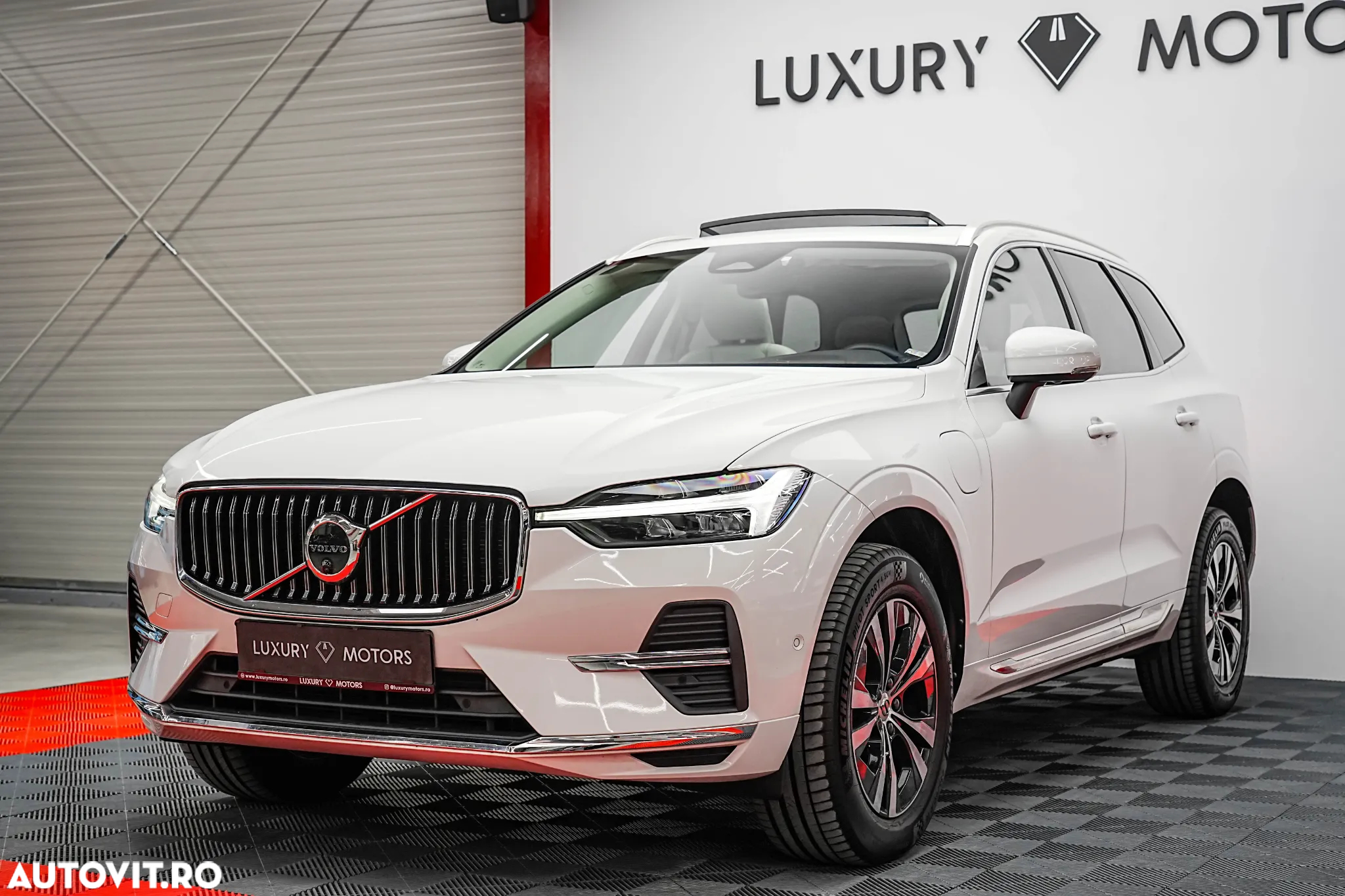 Volvo XC 60 Recharge T6 Twin Engine eAWD Inscription Expression - 6