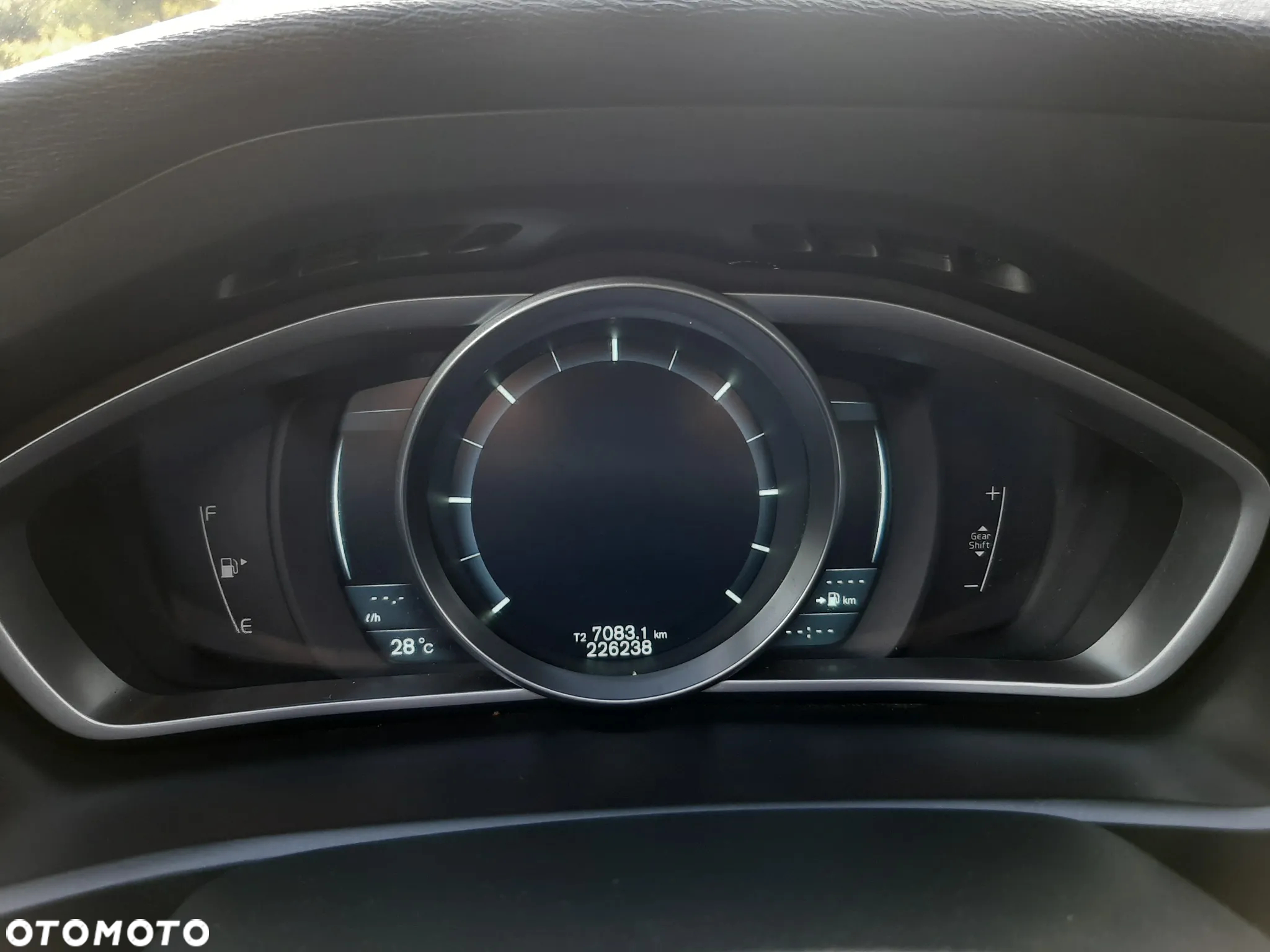 Volvo V40 D2 Momentum - 27