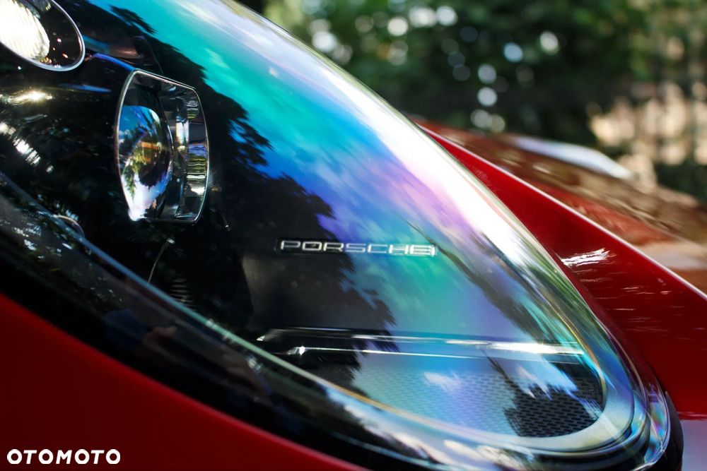 Porsche 911 Carrera GTS - 7