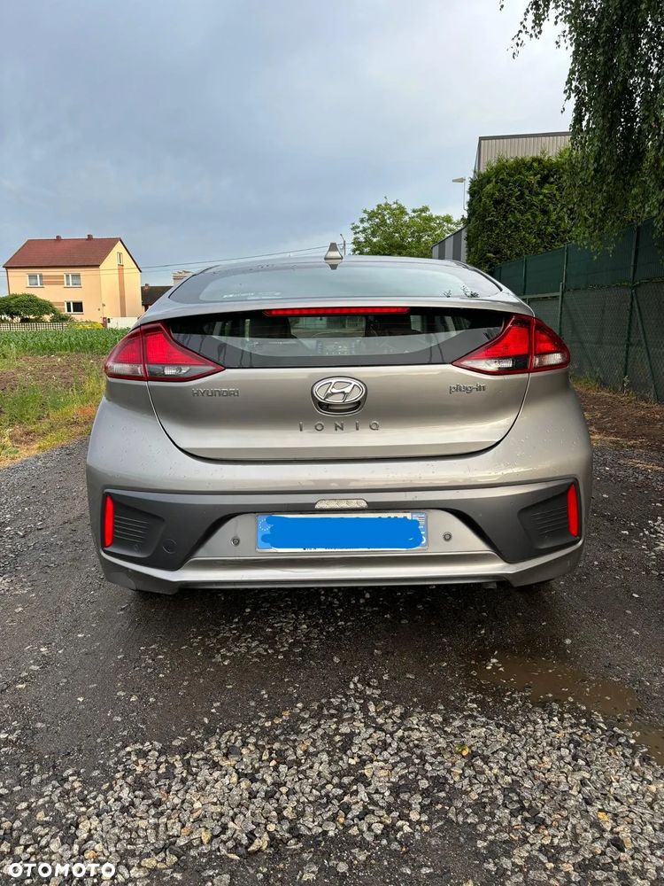 Hyundai IONIQ 1.6 GDI Premium - 7