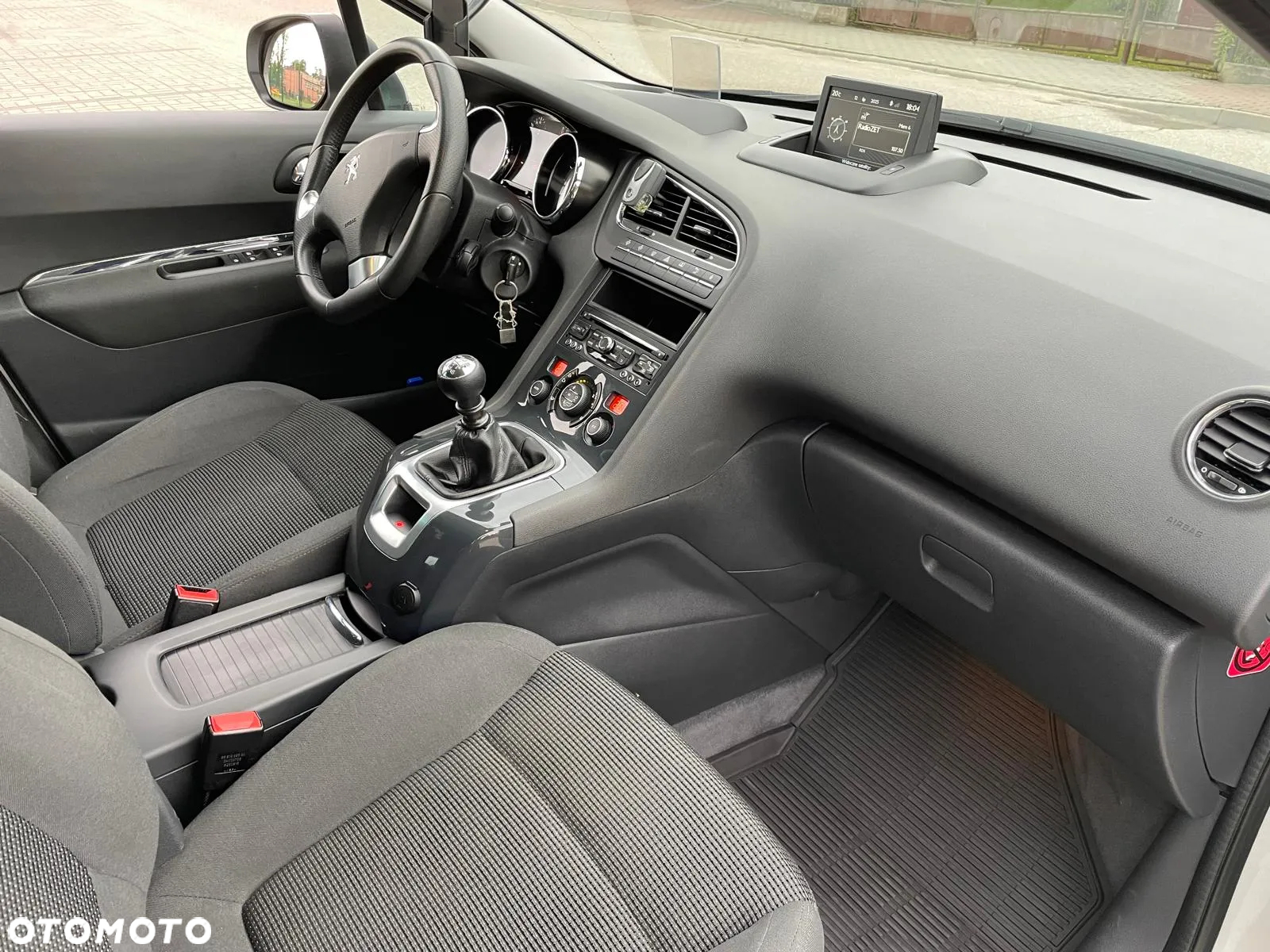 Peugeot 5008 2.0 BlueHDi Allure 7os - 16