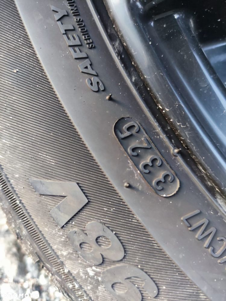 Mercedes-Benz Klasa C 300 BlueTEC Hybrid 7G-TRONIC Edition 1 - 30