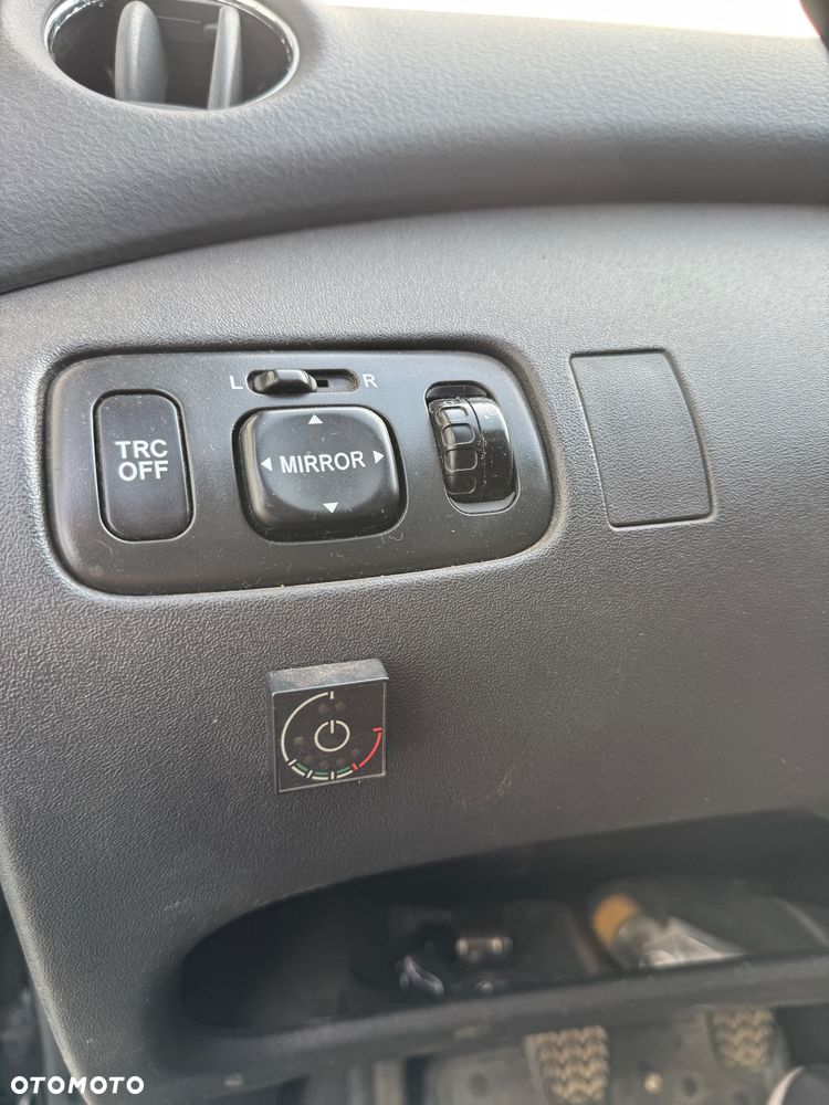 Toyota Yaris - 22