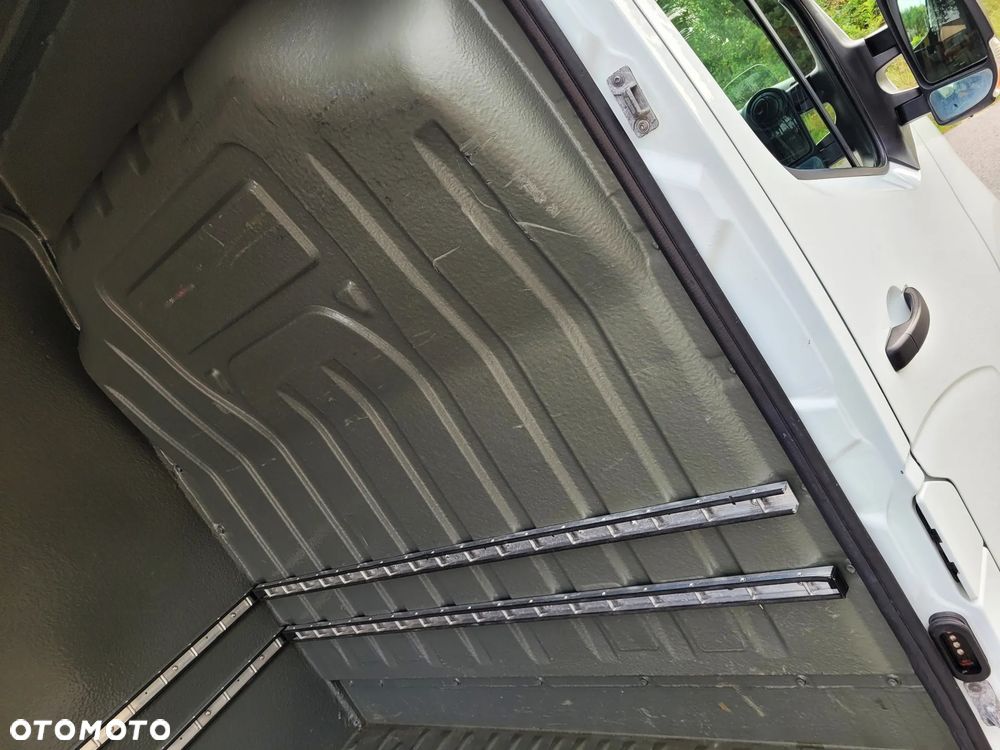 Renault Master - 16
