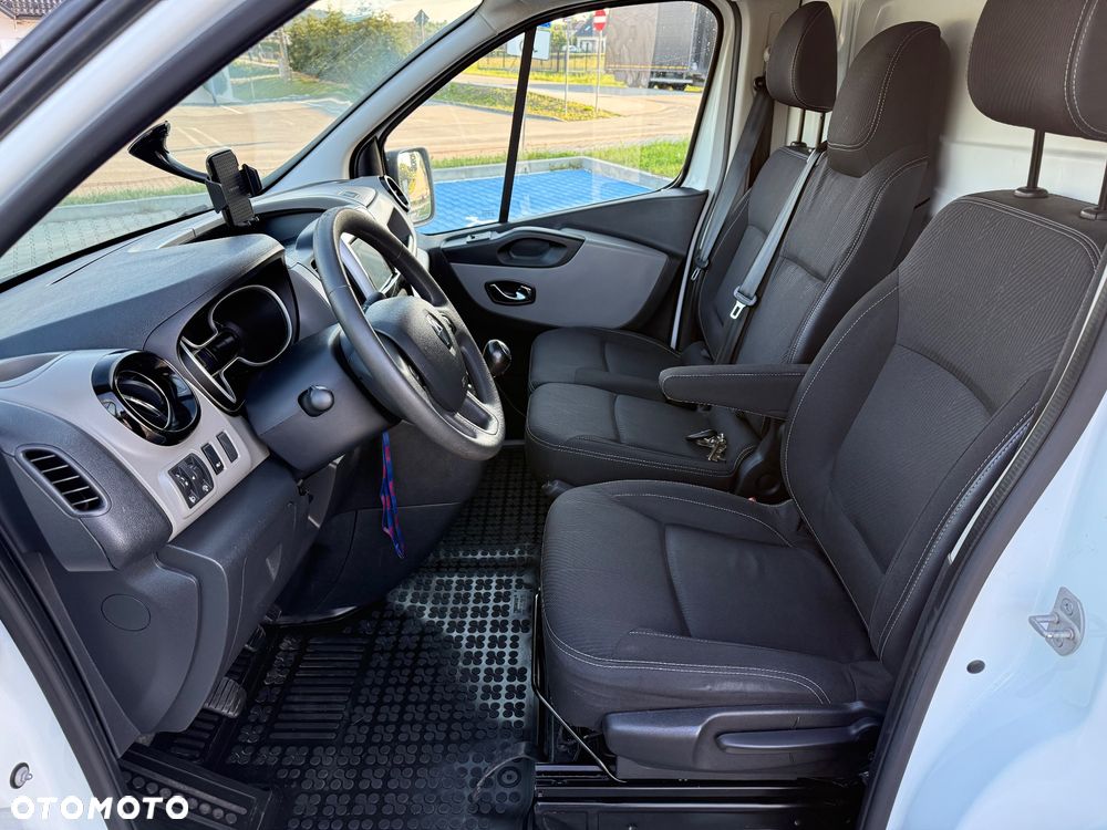 Renault Trafic - 20