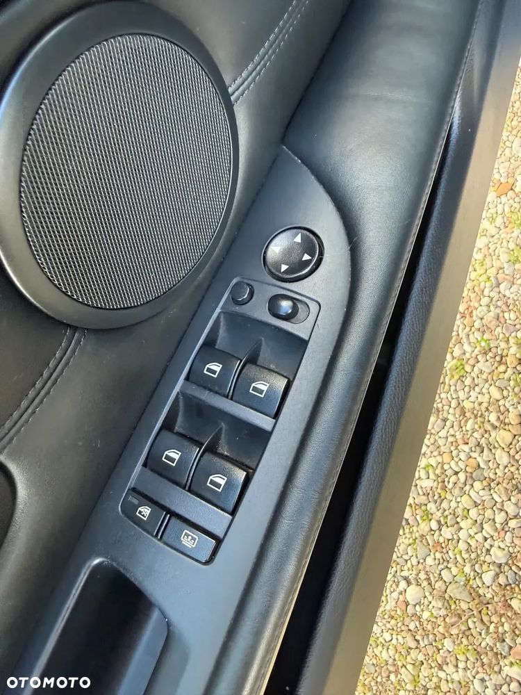 BMW Seria 5 530i - 24