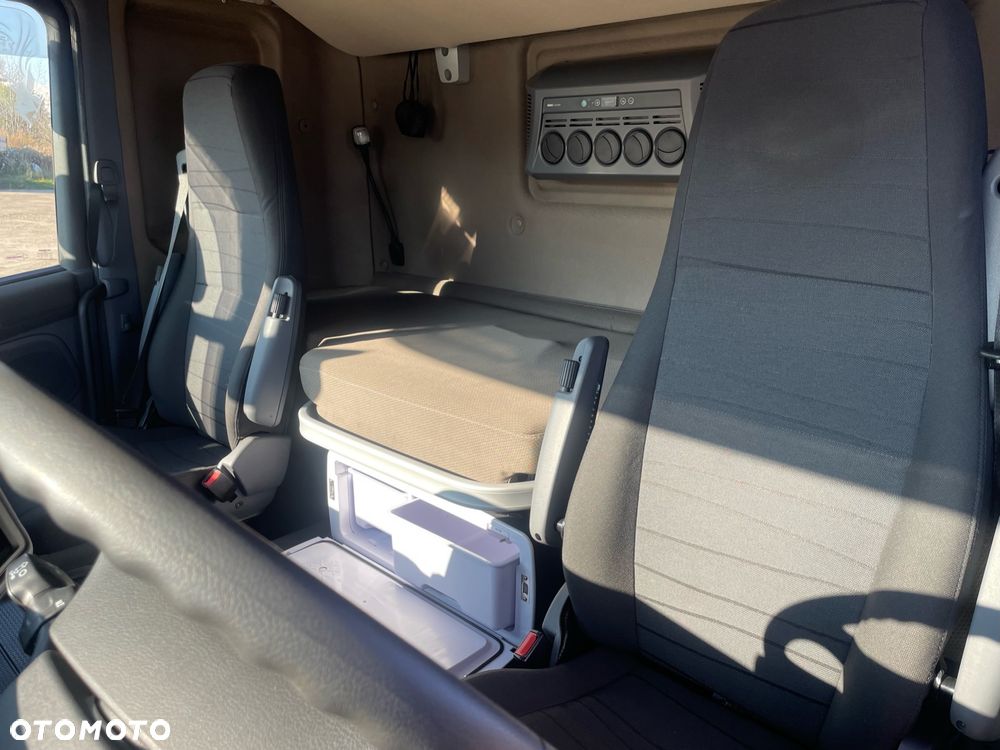 Scania R450 MEGA KRONE - 10