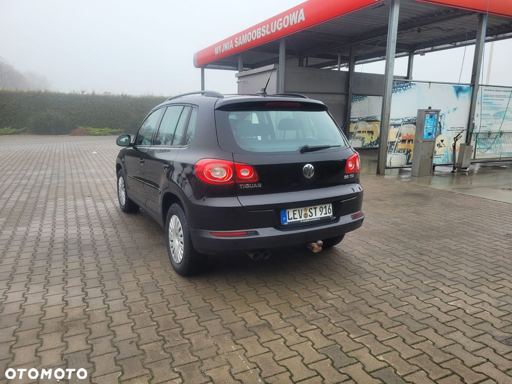 Volkswagen Tiguan - 5