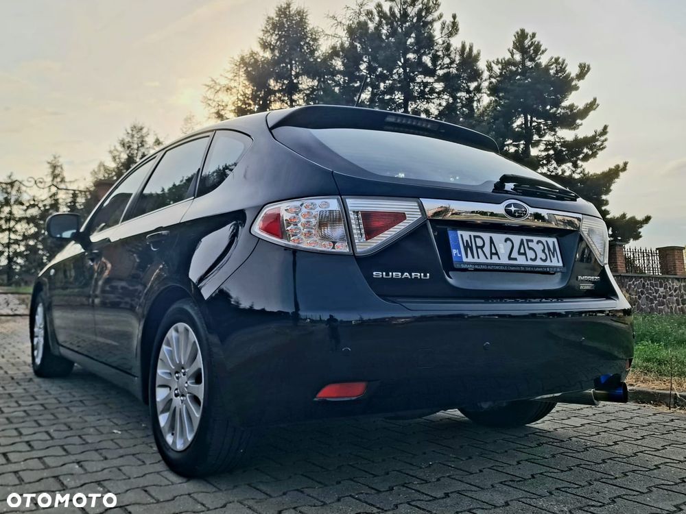 Subaru Impreza 2.0 RS - 16