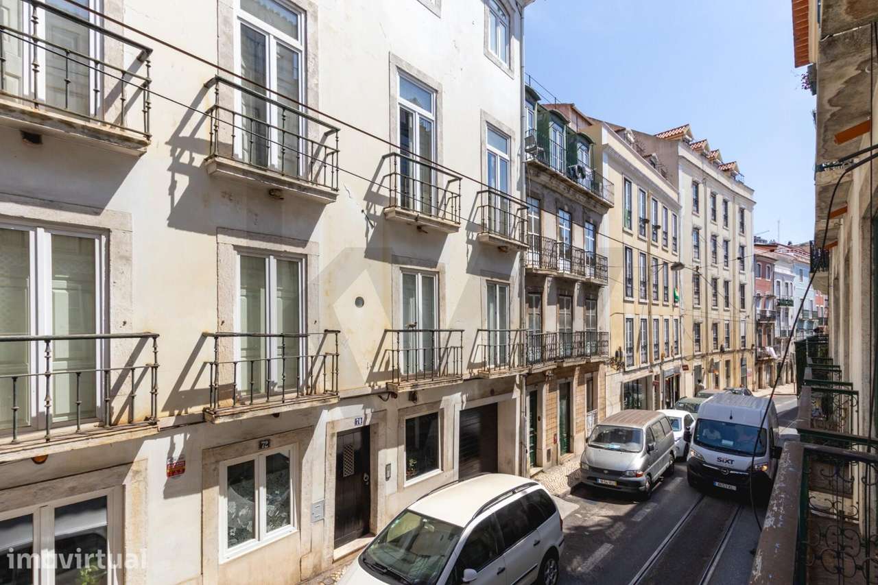 T2 com varandas na Rua dos Poiais de São Bento, lisboa, em Prédio Pomb - Grande imagem: 4/26