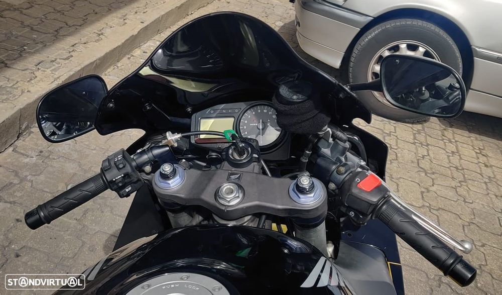 Honda CBR 954 - 11