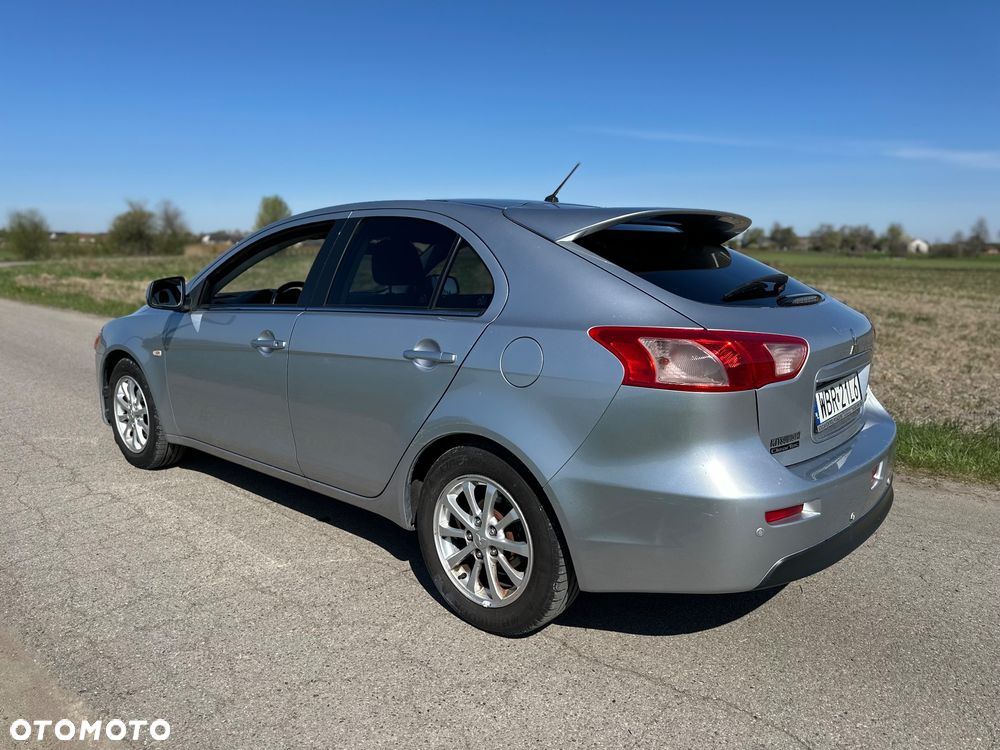 Mitsubishi Lancer - 4