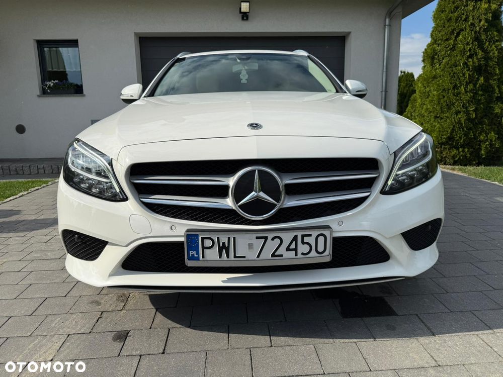 Mercedes-Benz Klasa C 180 d 9G-TRONIC Exclusive - 22