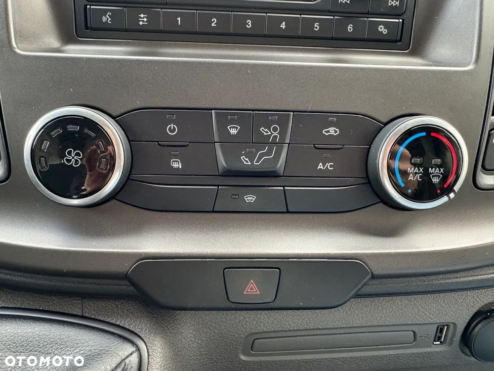 Ford TRANSIT CUSTOM L2 MAXI LONG - 24