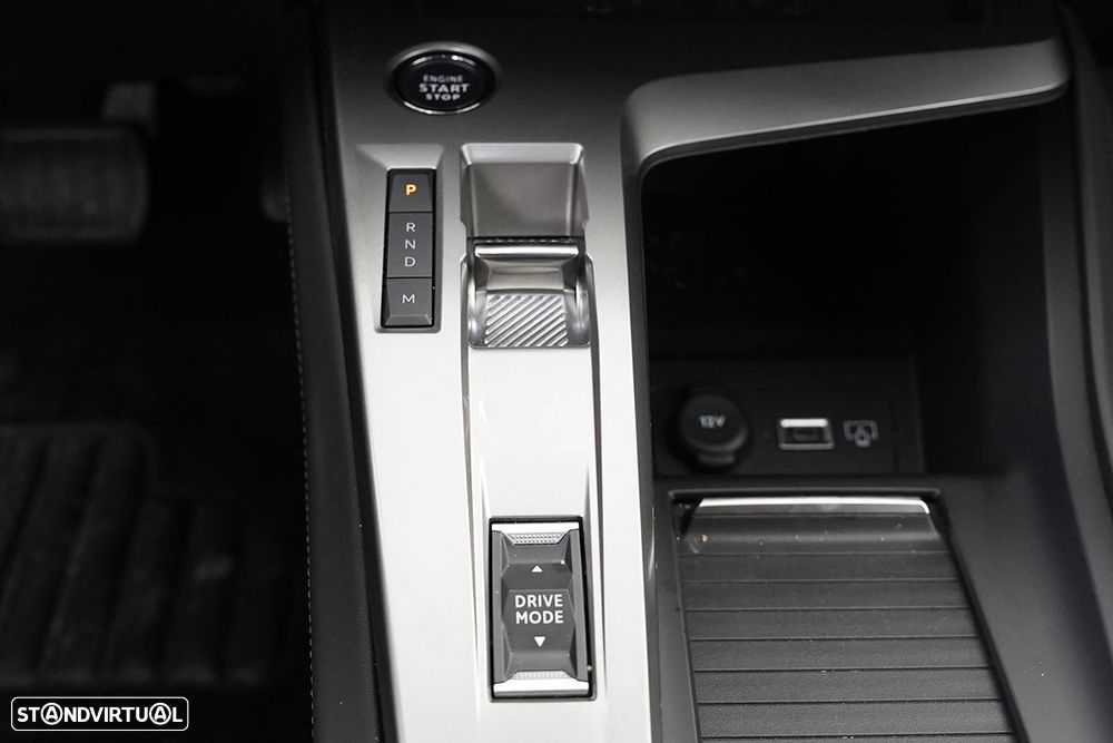 Peugeot 408 1.2 PureTech Allure EAT8 - 12