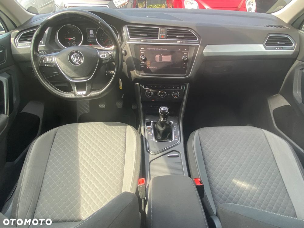 Volkswagen Tiguan 2.0 TDI SCR (BlueMotion Technology) Comfortline - 27