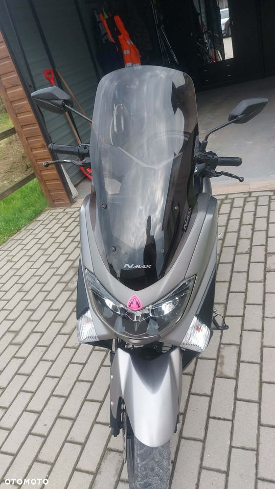 Yamaha NMAX - 5